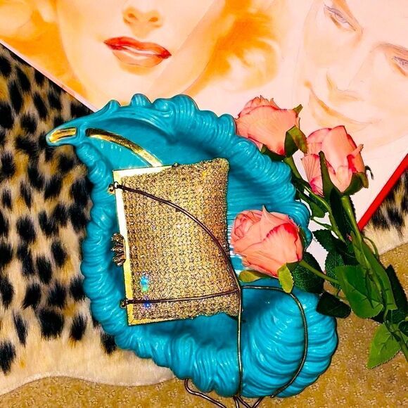 ♥️ Mid century rhinestone evening purse gold lamé beneath Swarovski Crystals!